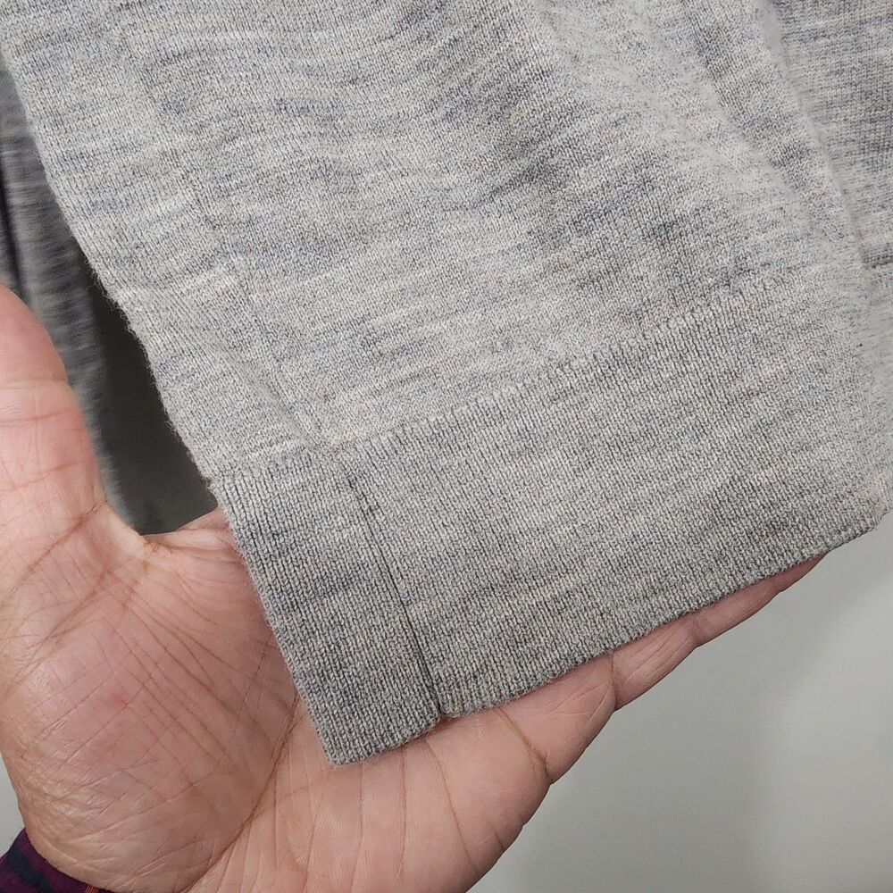 UNIQLO  Pure Wool Merino Crew Neck Sweater Space-dye Gray Womens Size XS - Picture 4 of 14
